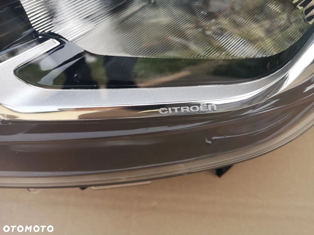 REFLEKTOR LAMPA LEWA CITROENA BERLINGO  CIEŻAROWKA IV od 2020r - 3