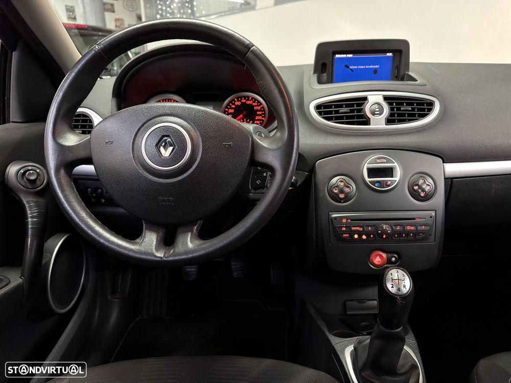 Renault Clio 1.2 16V Dynamique - 14