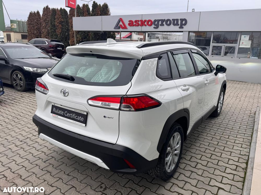 Toyota Corolla Cross - 10