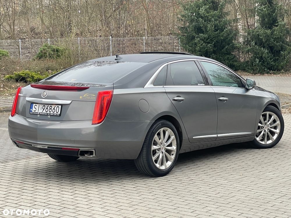 Cadillac XTS - 34