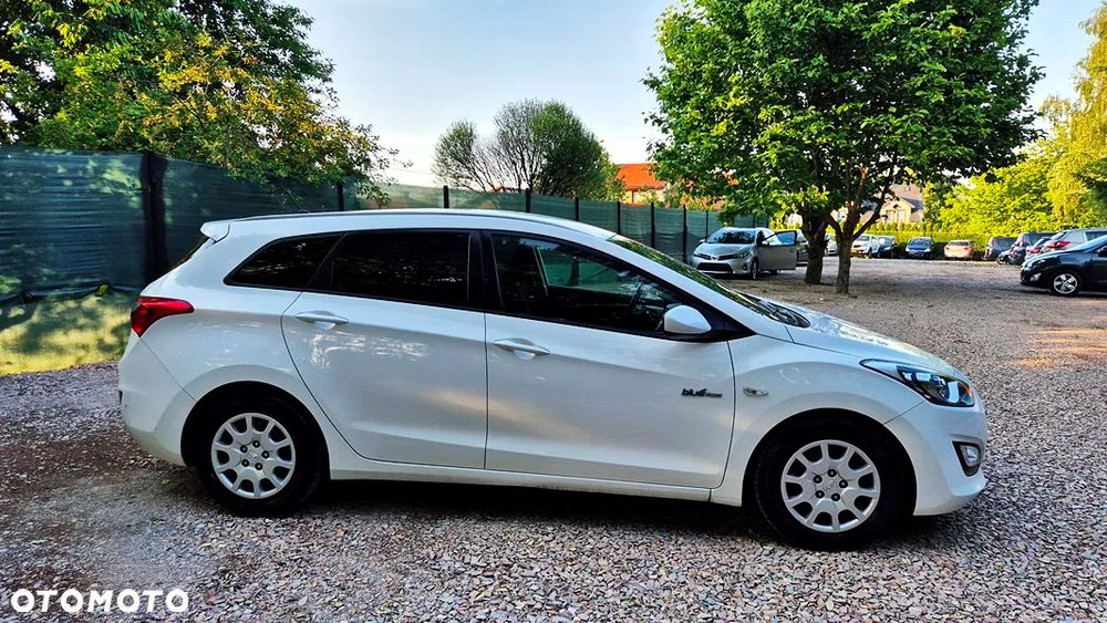 Hyundai i30 blue 1.6 GDI Style - 9