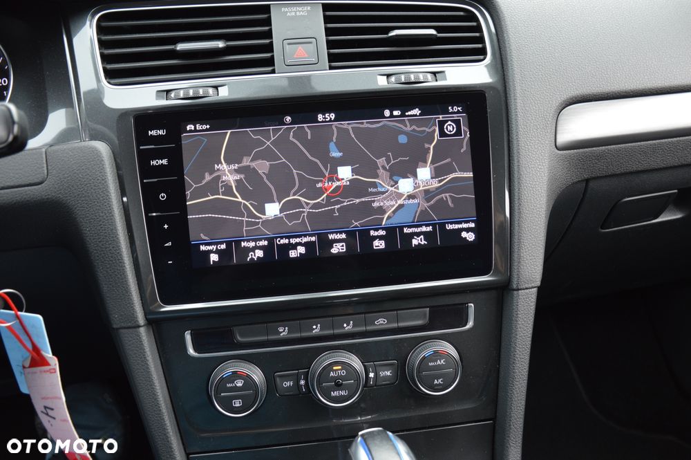 Volkswagen Golf - 16