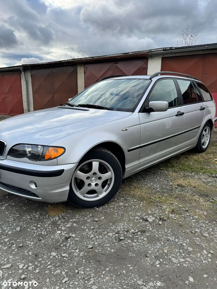 BMW Seria 3 318i - 8