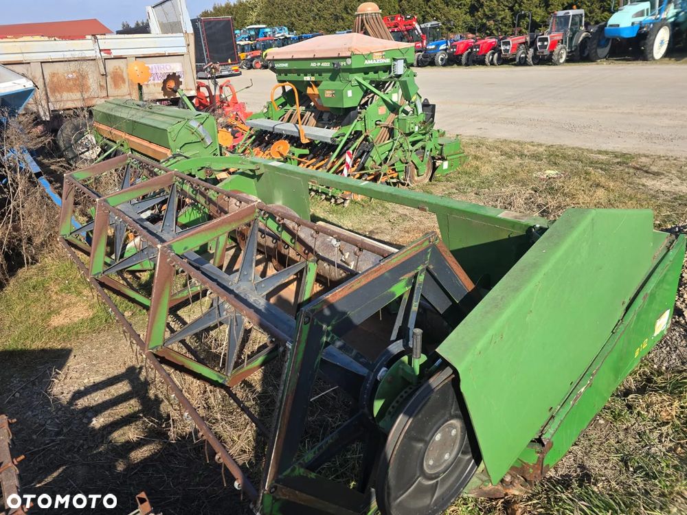 John Deere 1075 - 12