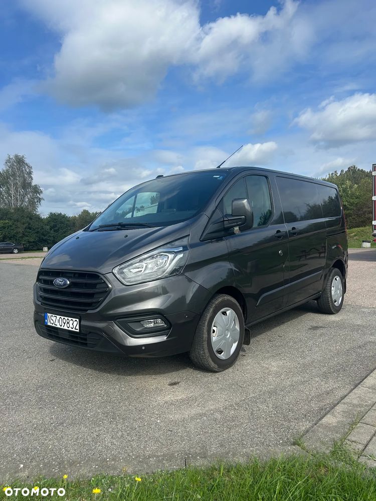 Ford TRANSIT CUSTOM - 1
