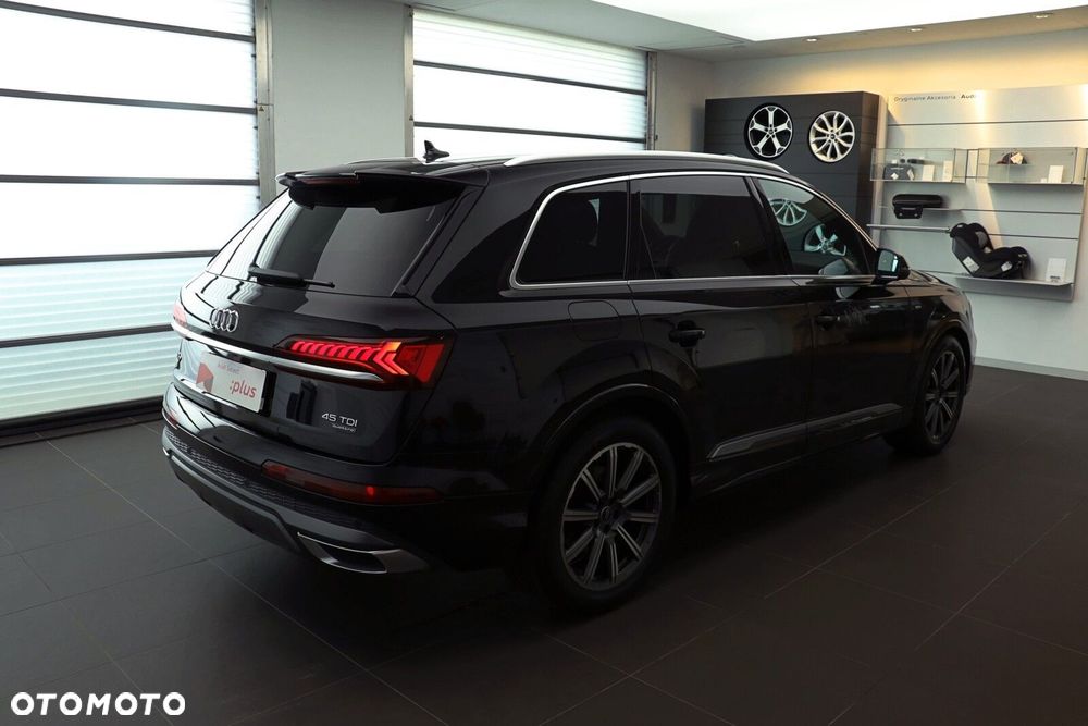 Audi Q7 - 8