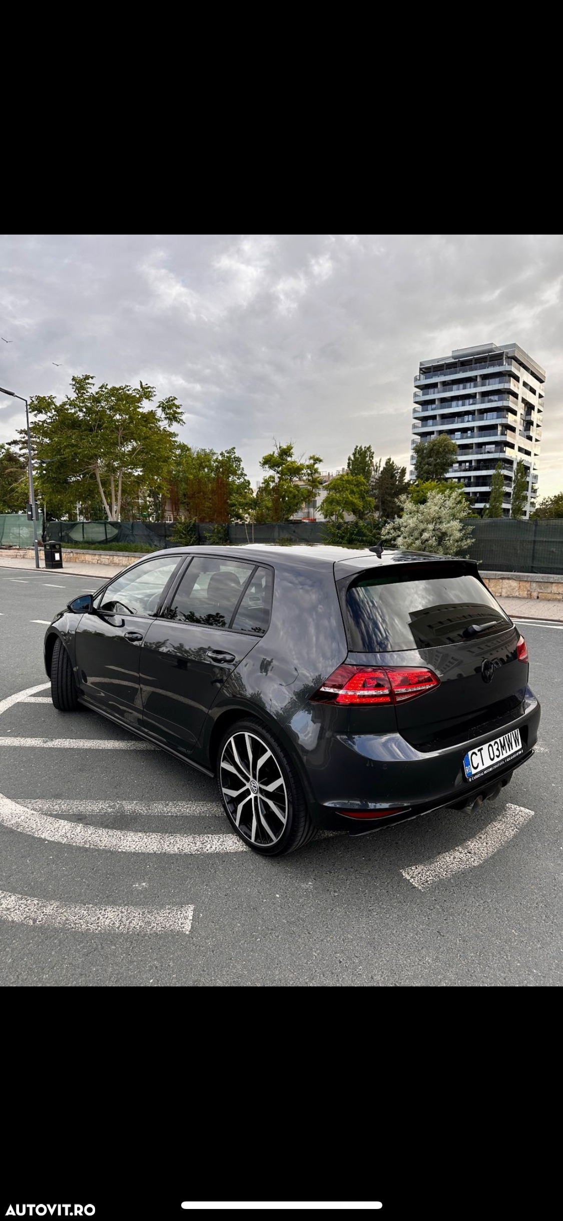 Volkswagen Golf 2.0 TDI DSG GTD - 5