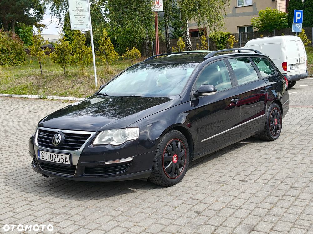 Volkswagen Passat 1.9 TDI Comfortline Family - 16