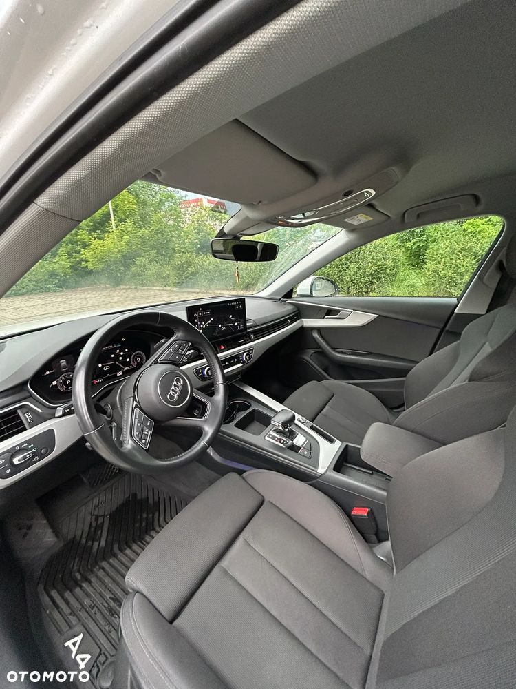 Audi A4 Limousine 35 TFSI mHEV Advanced S tronic - 9