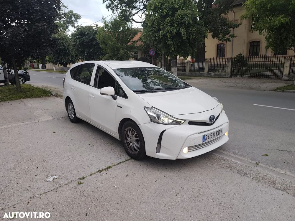 Toyota Prius+ (Hybrid) - 8