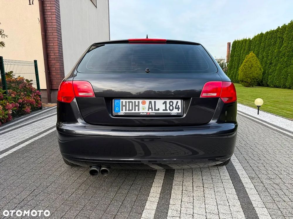 Audi A3 Sportback 2.0 FSI S line Sportpaket plus - 8