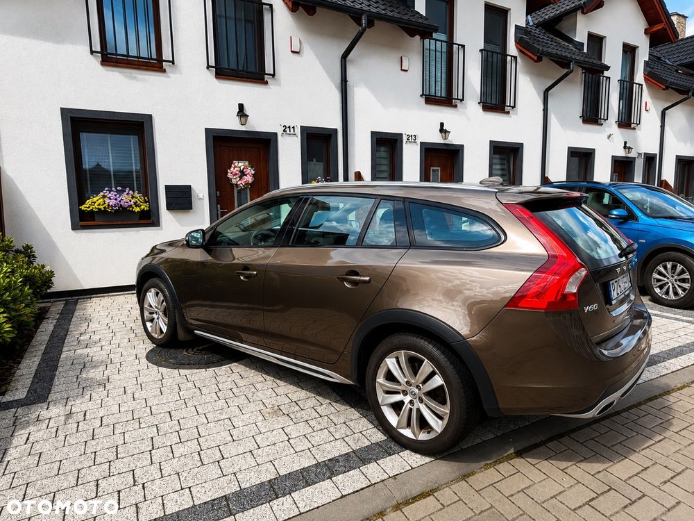 Volvo V60 Cross Country D4 Drive-E Summum - 8