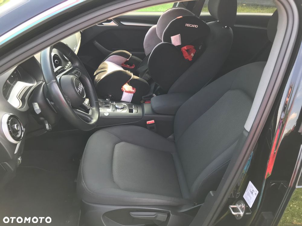 Audi A3 Sportback 2.0 TDI S tronic sport - 10