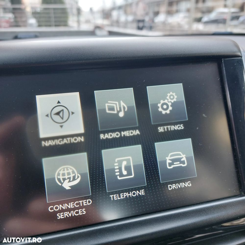 Peugeot 2008 PureTech 110 Stop&Start EAT6 Allure - 21