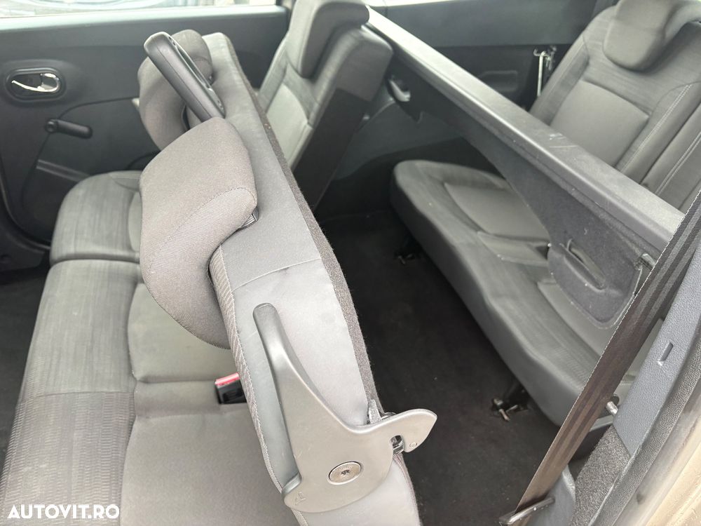 Dacia Lodgy dCi 110 Prestige - 7