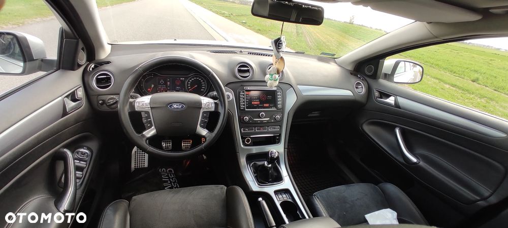 Ford Mondeo 2.2 TDCi Titanium - 14