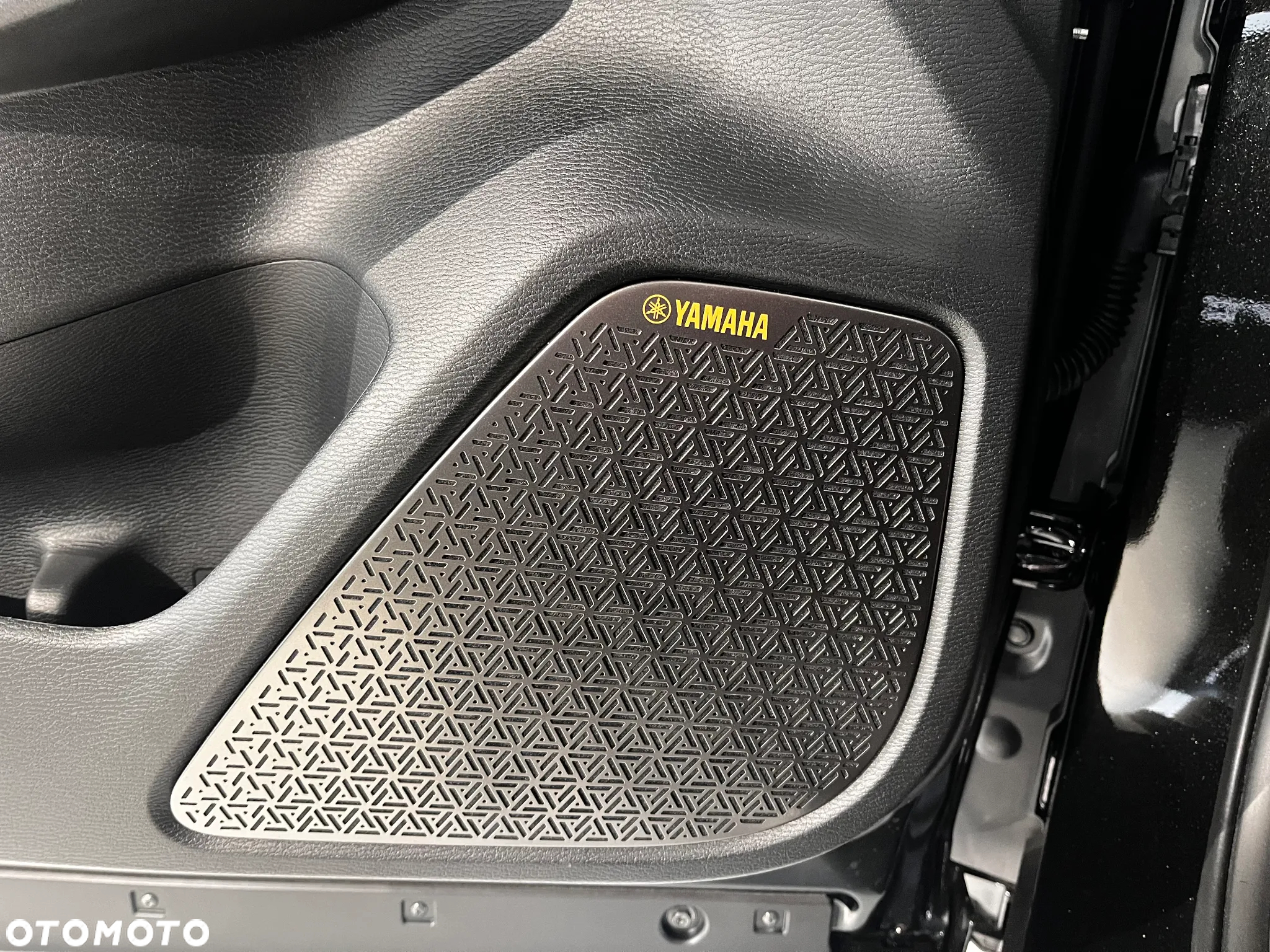 Mitsubishi Outlander PHEV Instyle - 9
