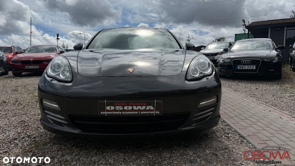 Porsche Panamera - 16