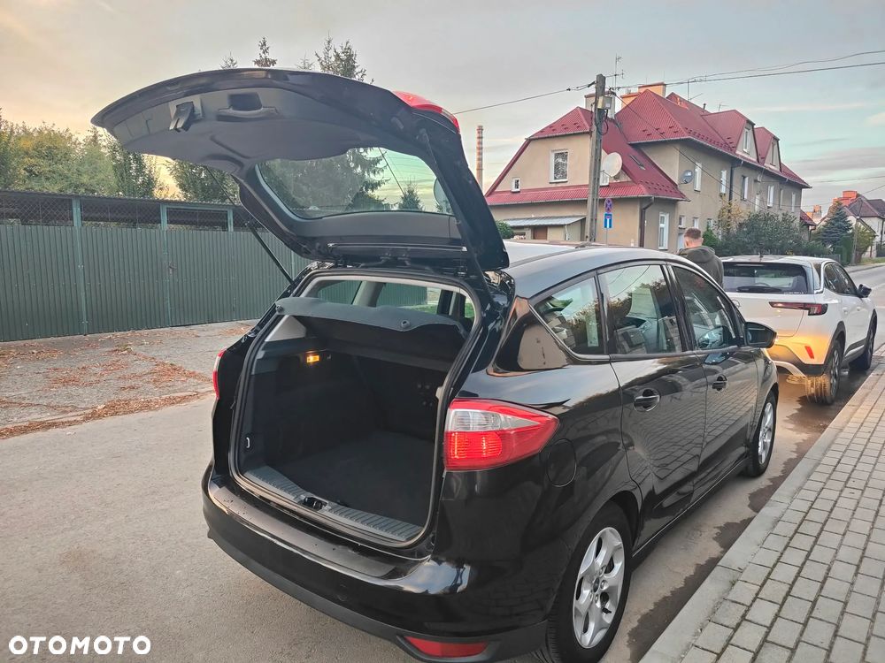 Ford C-MAX - 16