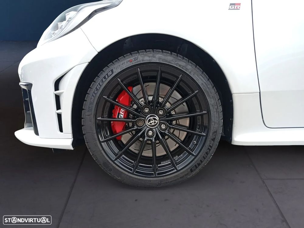 Toyota GR Yaris 1.6 T Legend T/M - 9
