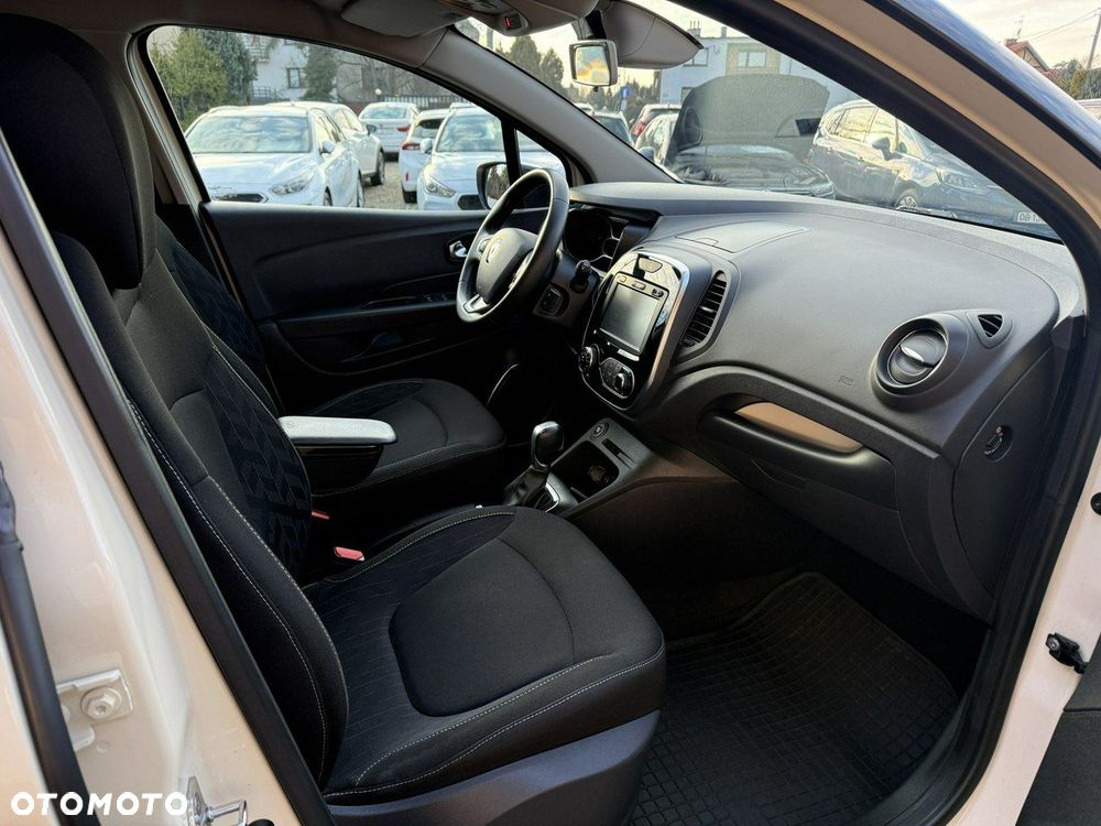 Renault Captur - 22