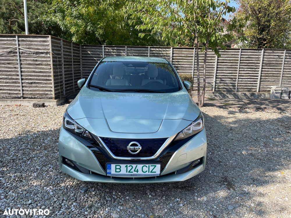 Nissan LEAF N-Connecta - 1