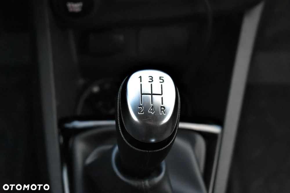 Renault Clio 0.9 Energy TCe Limited EU6 - 29