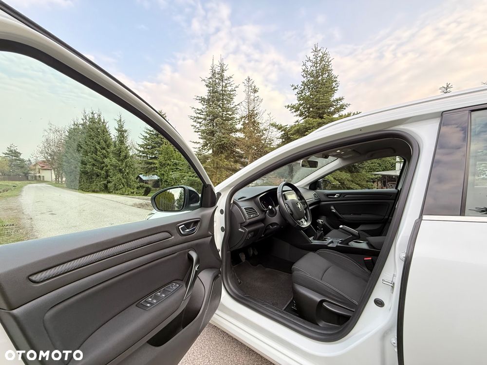 Renault Megane 1.5 dCi Zen - 13