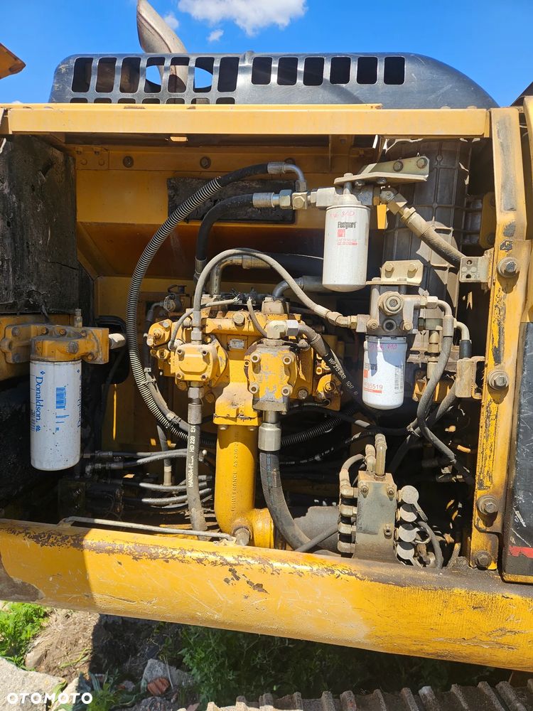 Caterpillar 324DLN - 11
