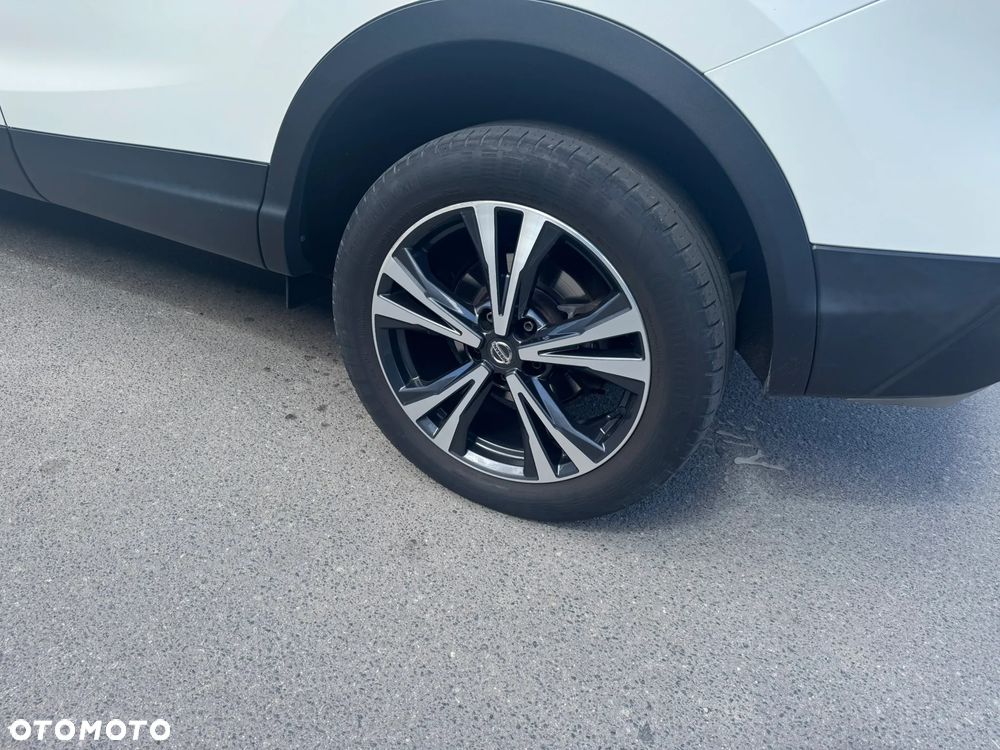 Nissan Qashqai 1.3 DIG-T N-Connecta - 7