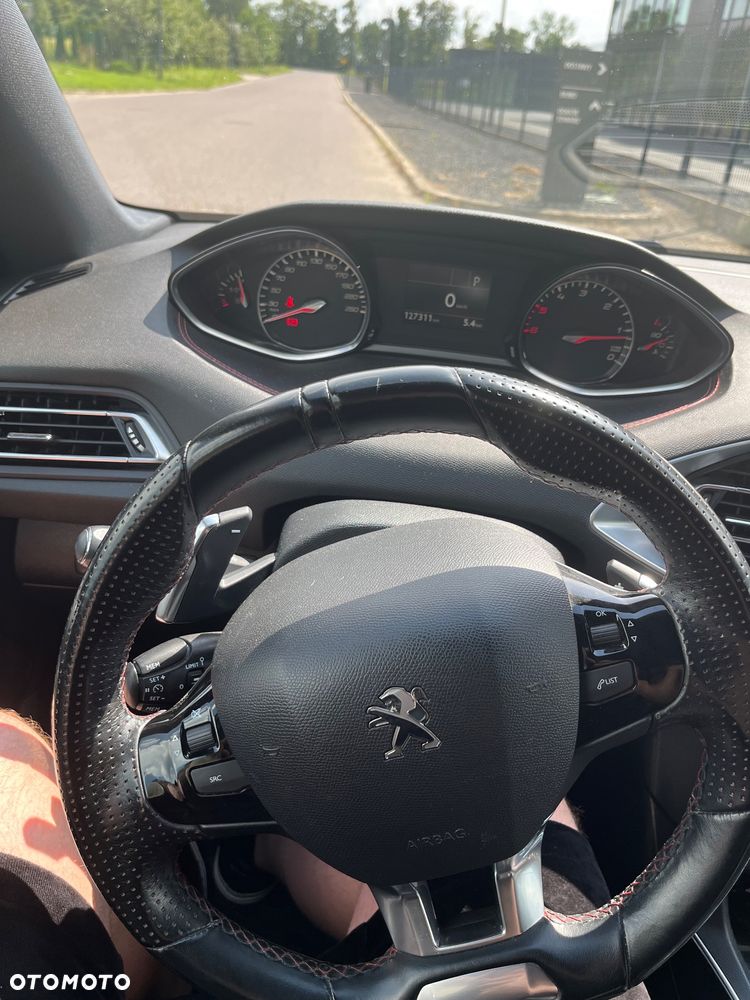 Peugeot 308 - 23