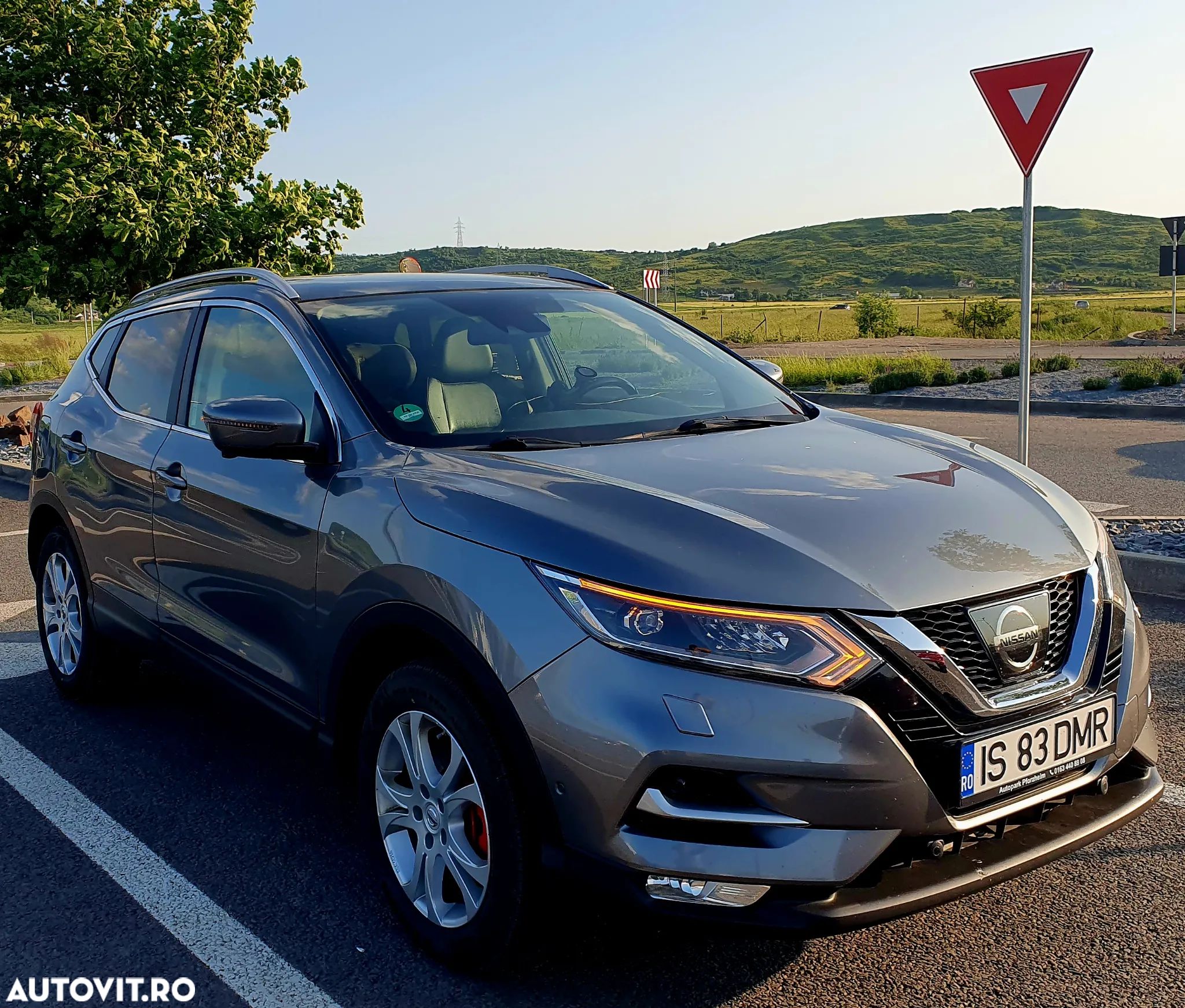 Nissan Qashqai 1.6 DCI Start/Stop N-Connecta - 1