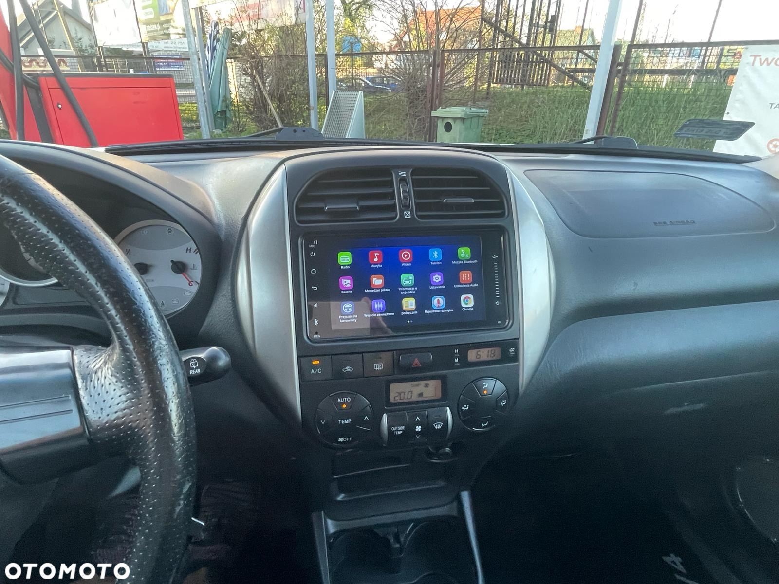 Toyota RAV4 - 17