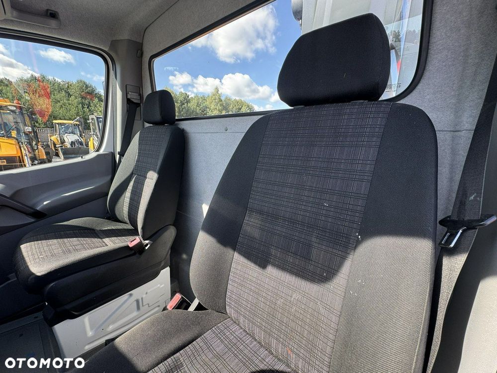 Mercedes-Benz Sprinter Zwyżka Podnośnik Koszowy VERSALIFT VTX-240 UDT - 28