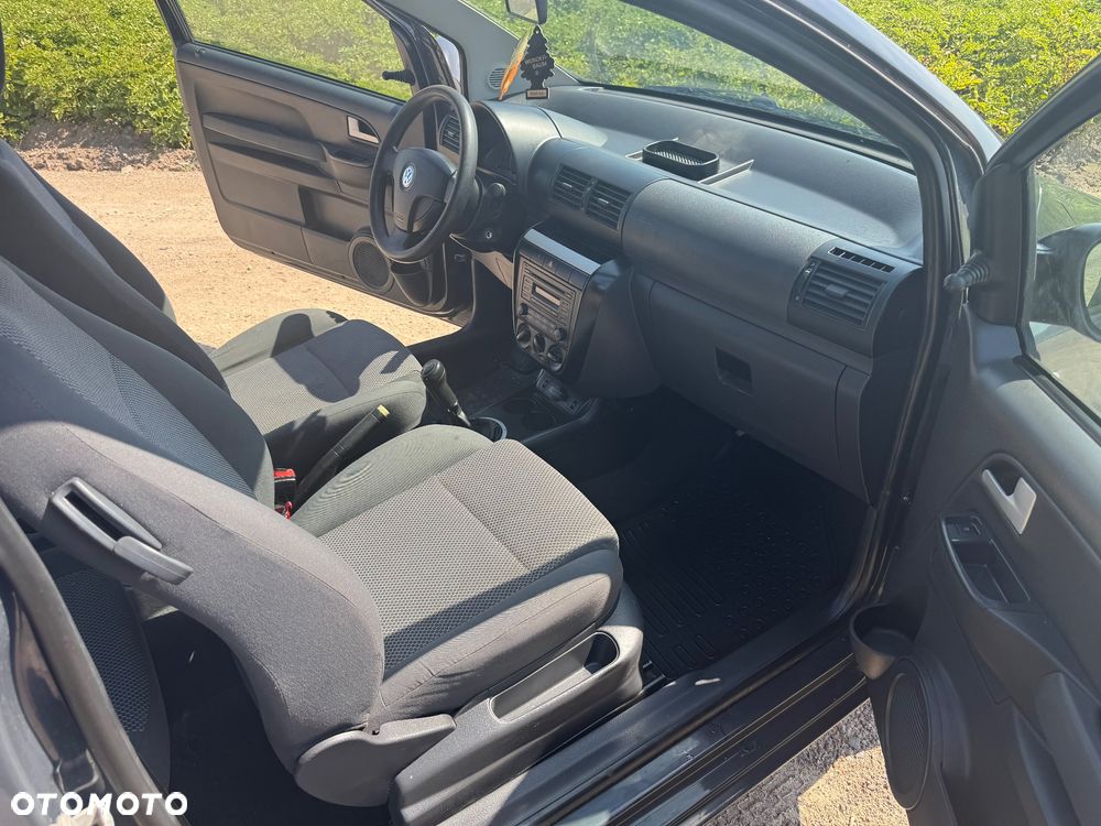 Volkswagen Fox 1.4 TDI Style - 9