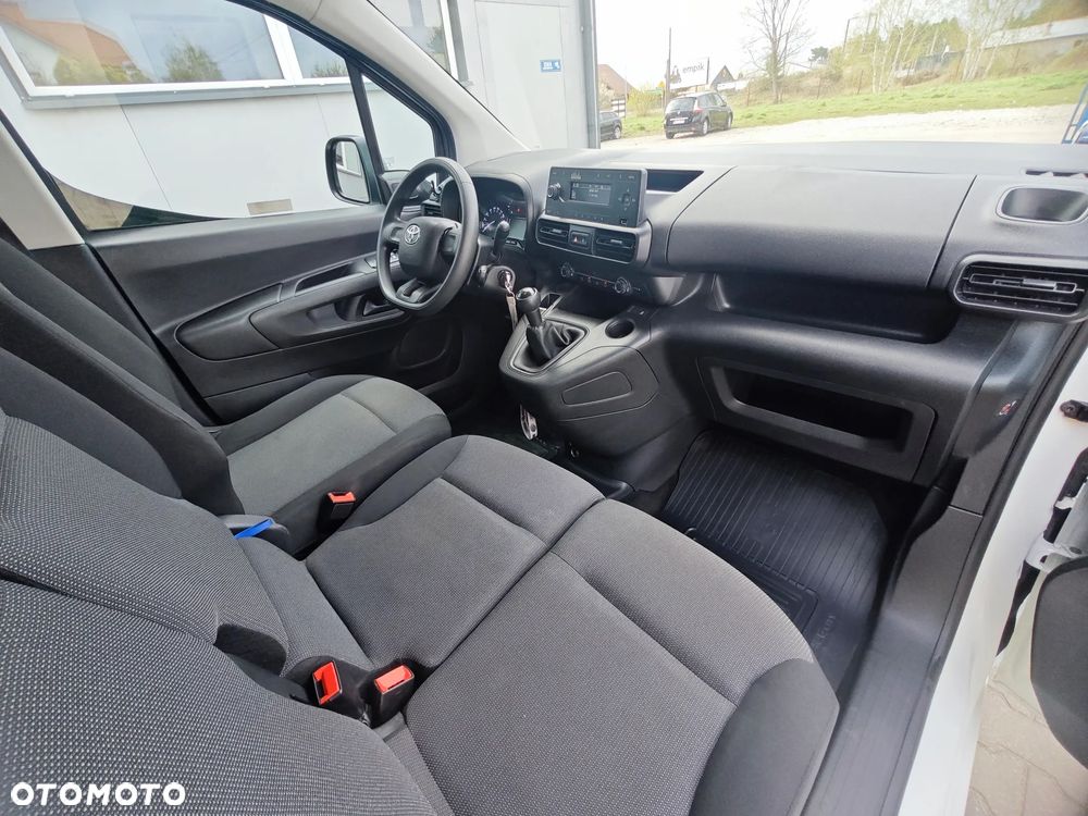 Toyota PROACE CITY - 16