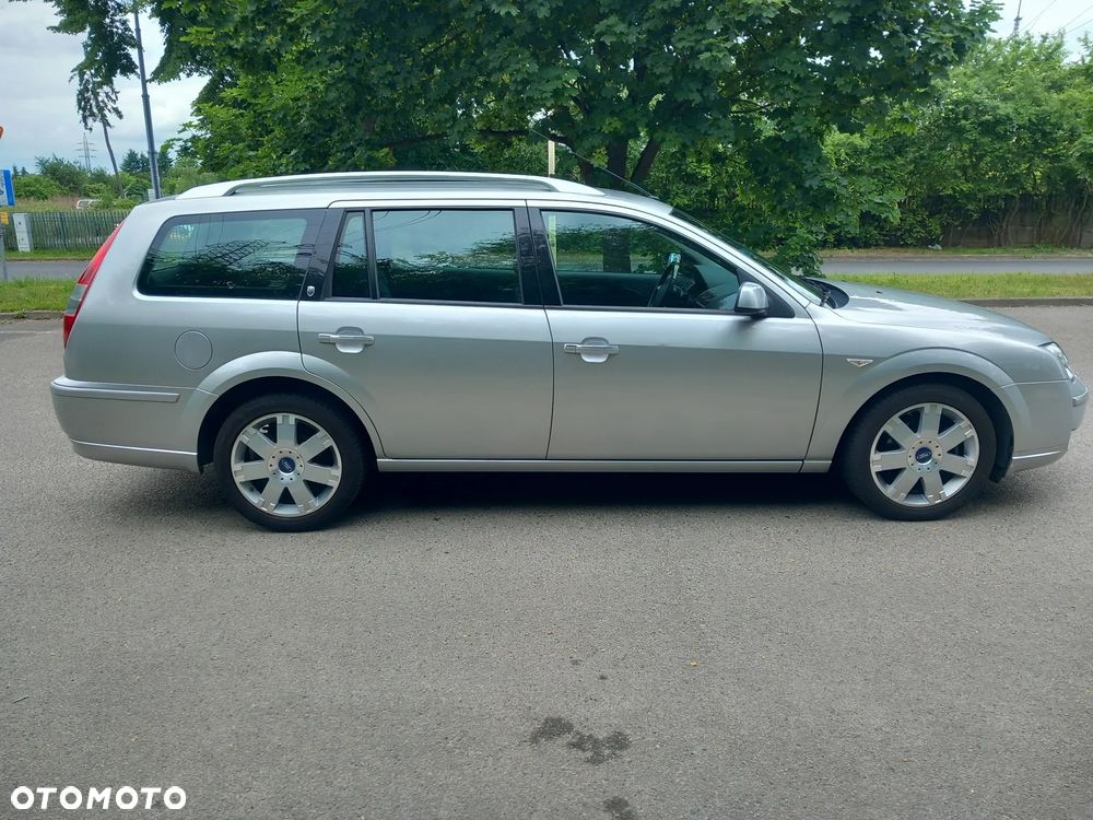 Ford Mondeo 2.0 Ghia Executive - 14