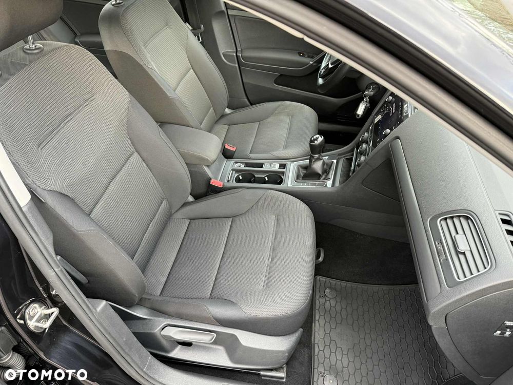 Volkswagen Golf 1.6 TDI BMT Comfortline - 7