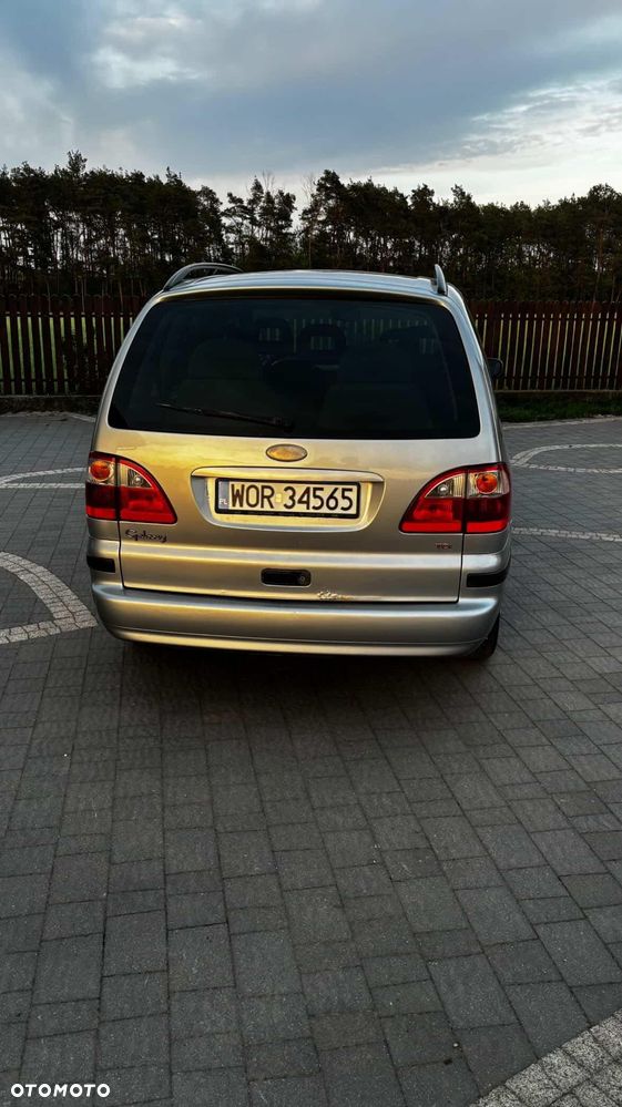 Ford Galaxy - 7