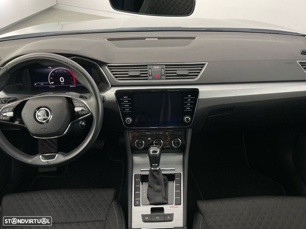 Skoda Superb Break 2.0 TDI Ambition DSG - 10