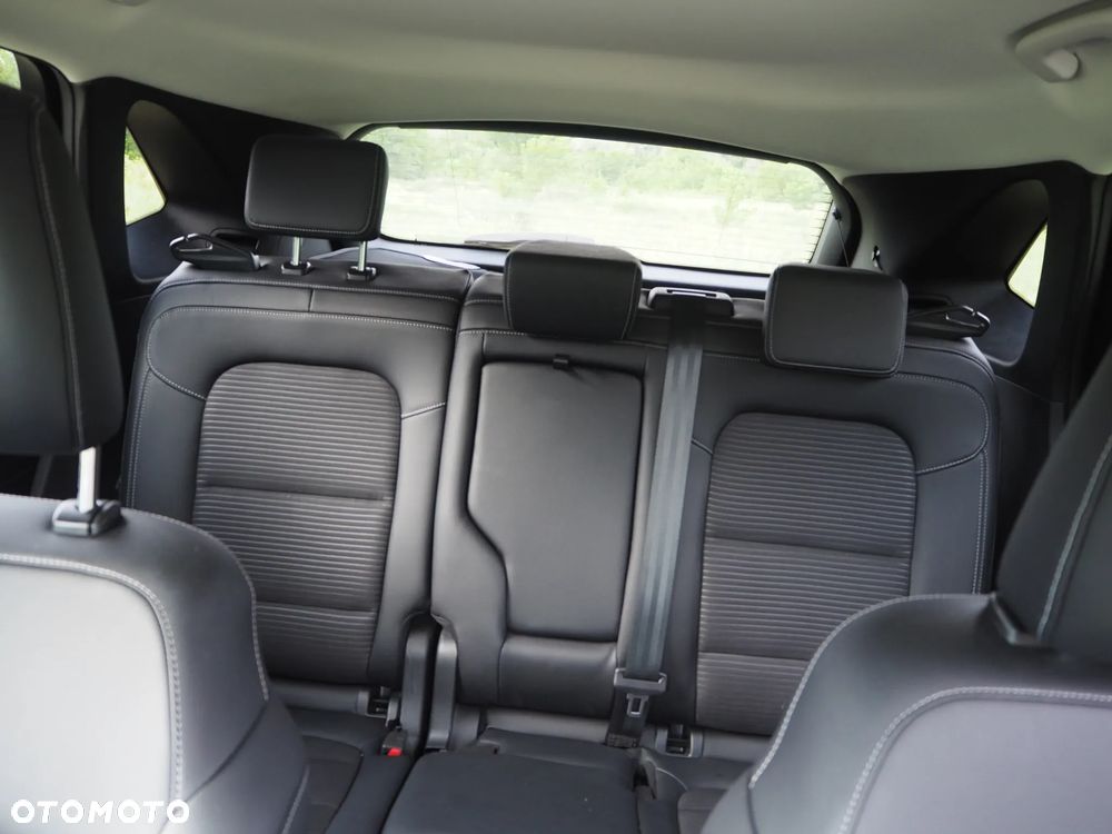 Ford Kuga 2.5 FHEV AWD Titanium X - 17