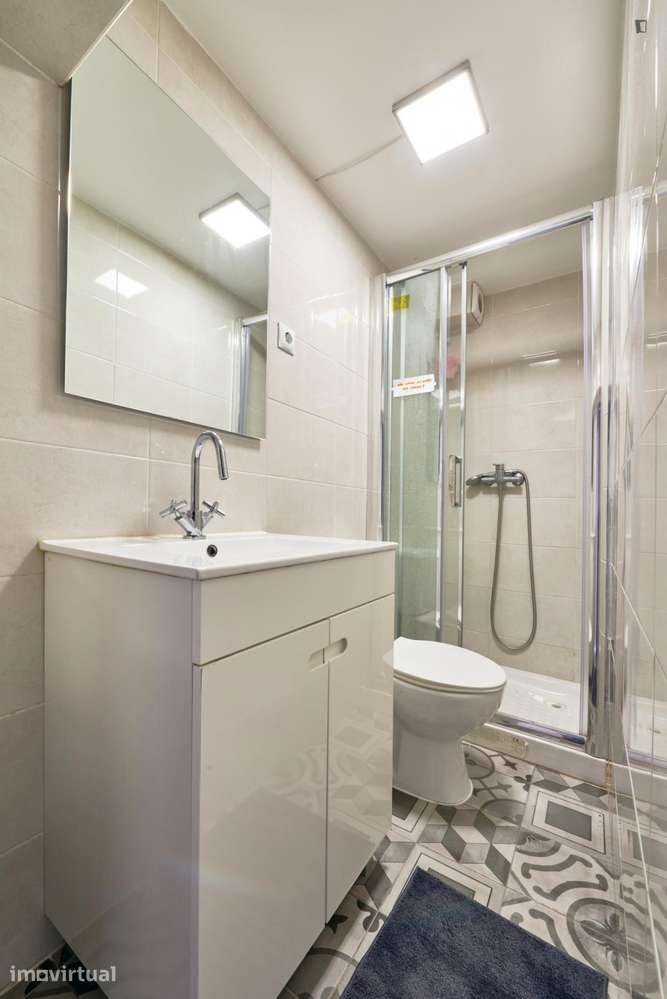 Quarto - localizado em Chelas Lisbon - Grande imagem: 4/32
