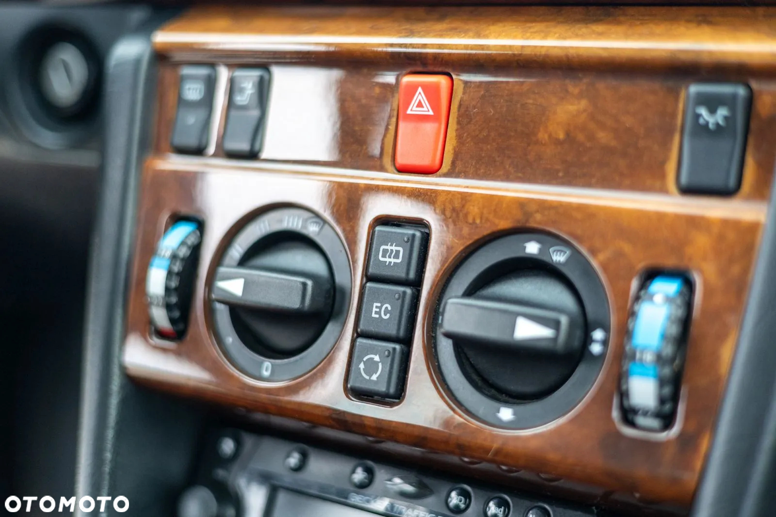 Mercedes-Benz W124 (1984-1993) - 16