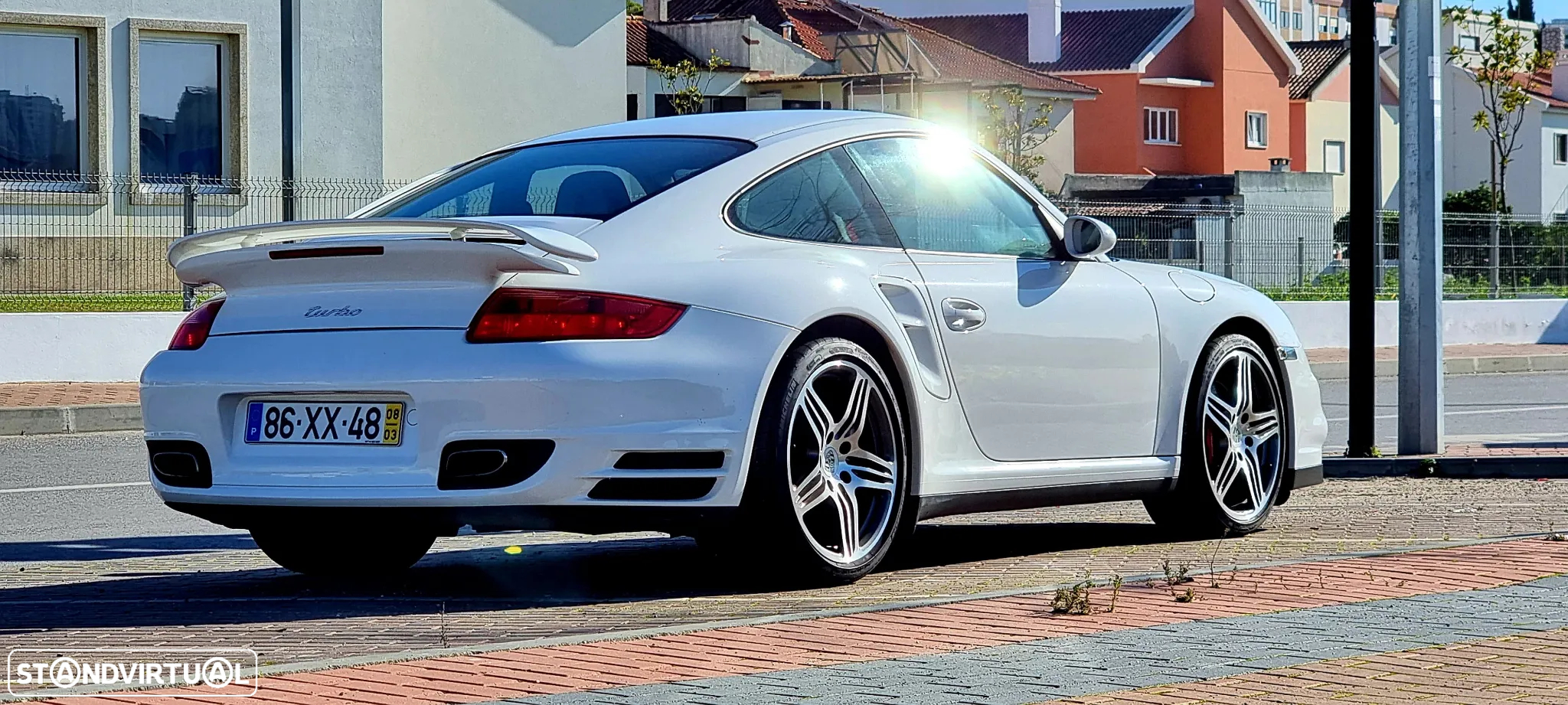 Porsche 911 (997) Turbo - 8