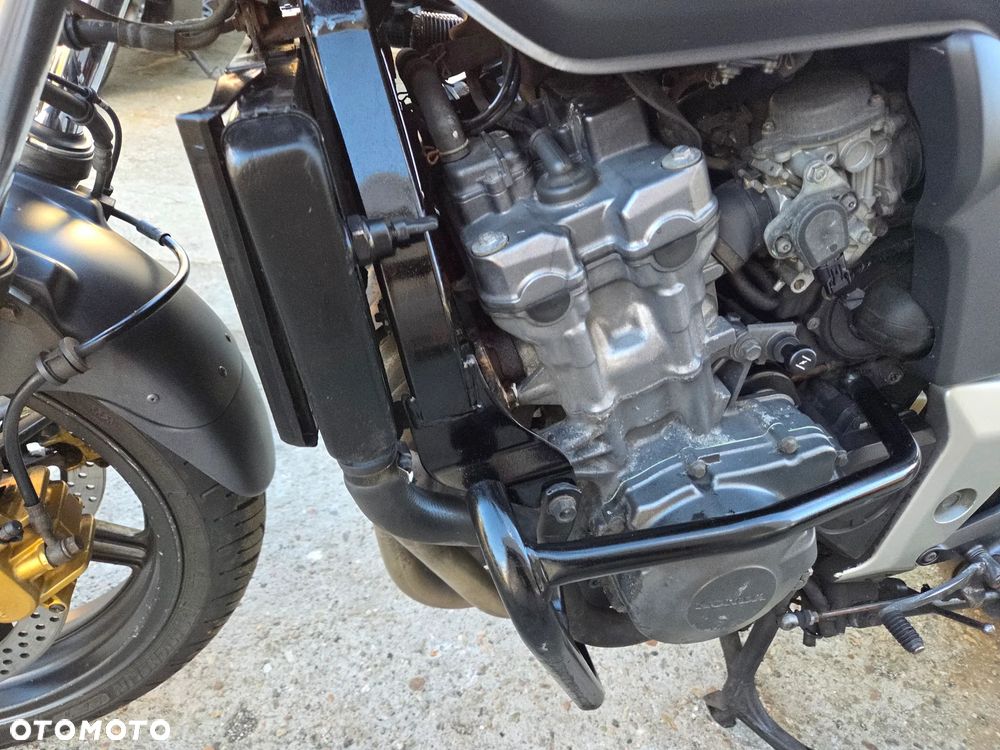 Honda CBF - 28