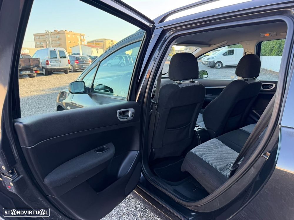 Peugeot 307 Break 1.4 16V Executive - 16