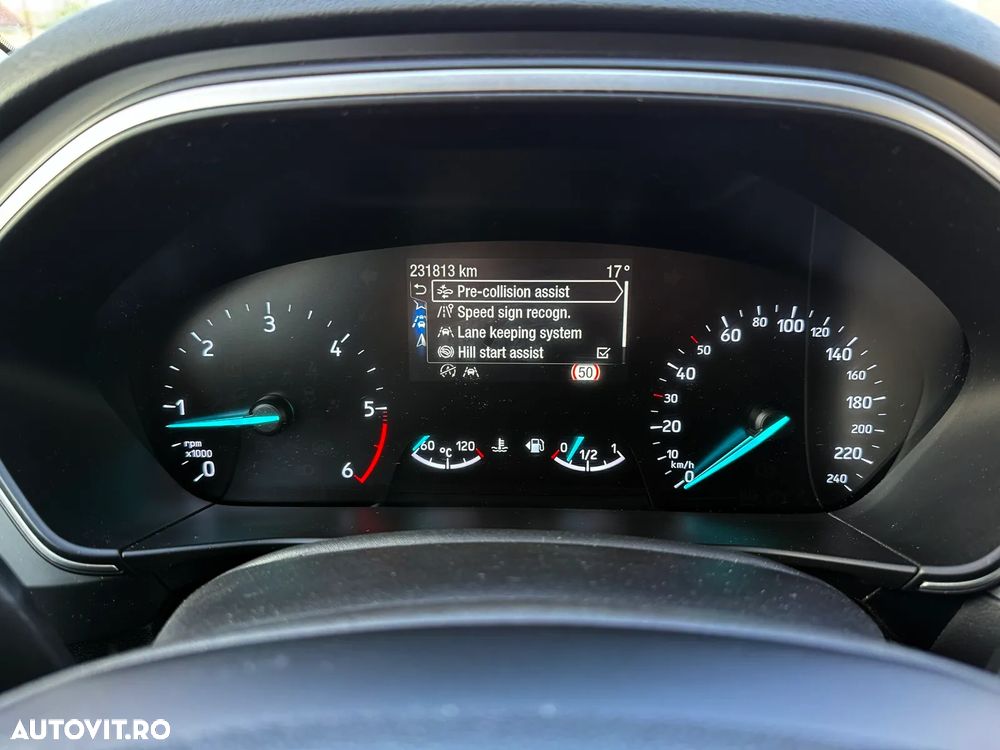 Ford Focus 1.5 EcoBlue Start-Stopp-System COOL&CONNECT DESIGN - 11
