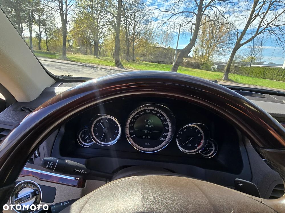 Mercedes-Benz Klasa E - 36