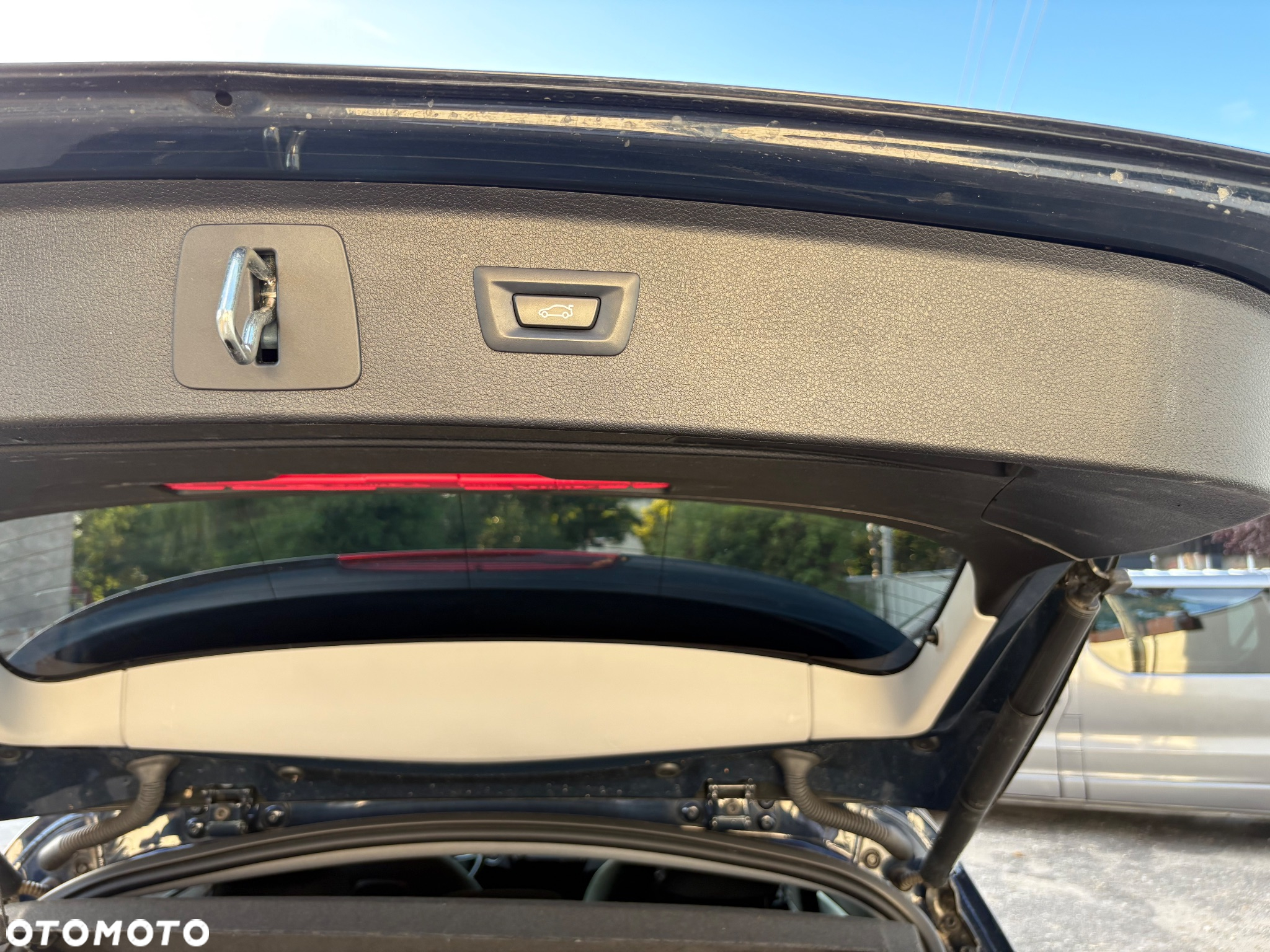 BMW Seria 2 218i Active Tourer - 24