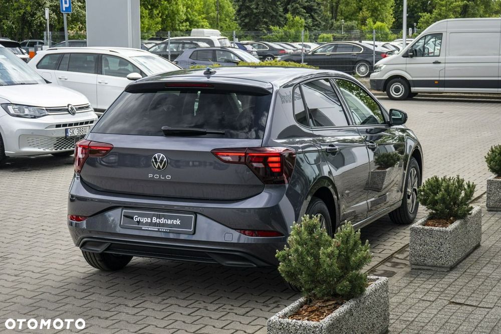 Volkswagen Polo - 8